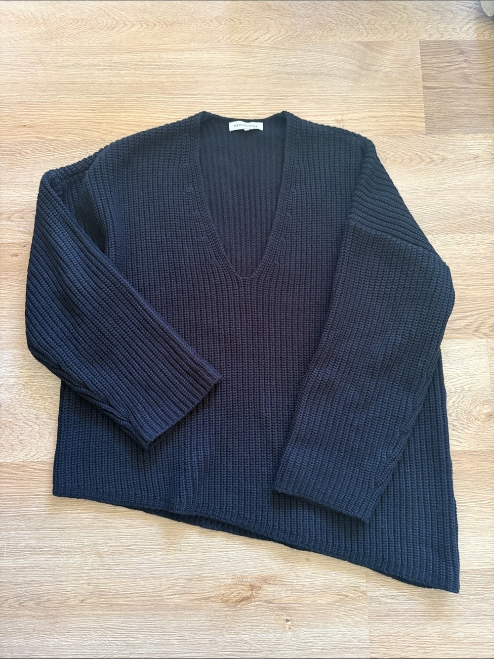 WeWoreWhat Black Ribbed V-Neck Sweater